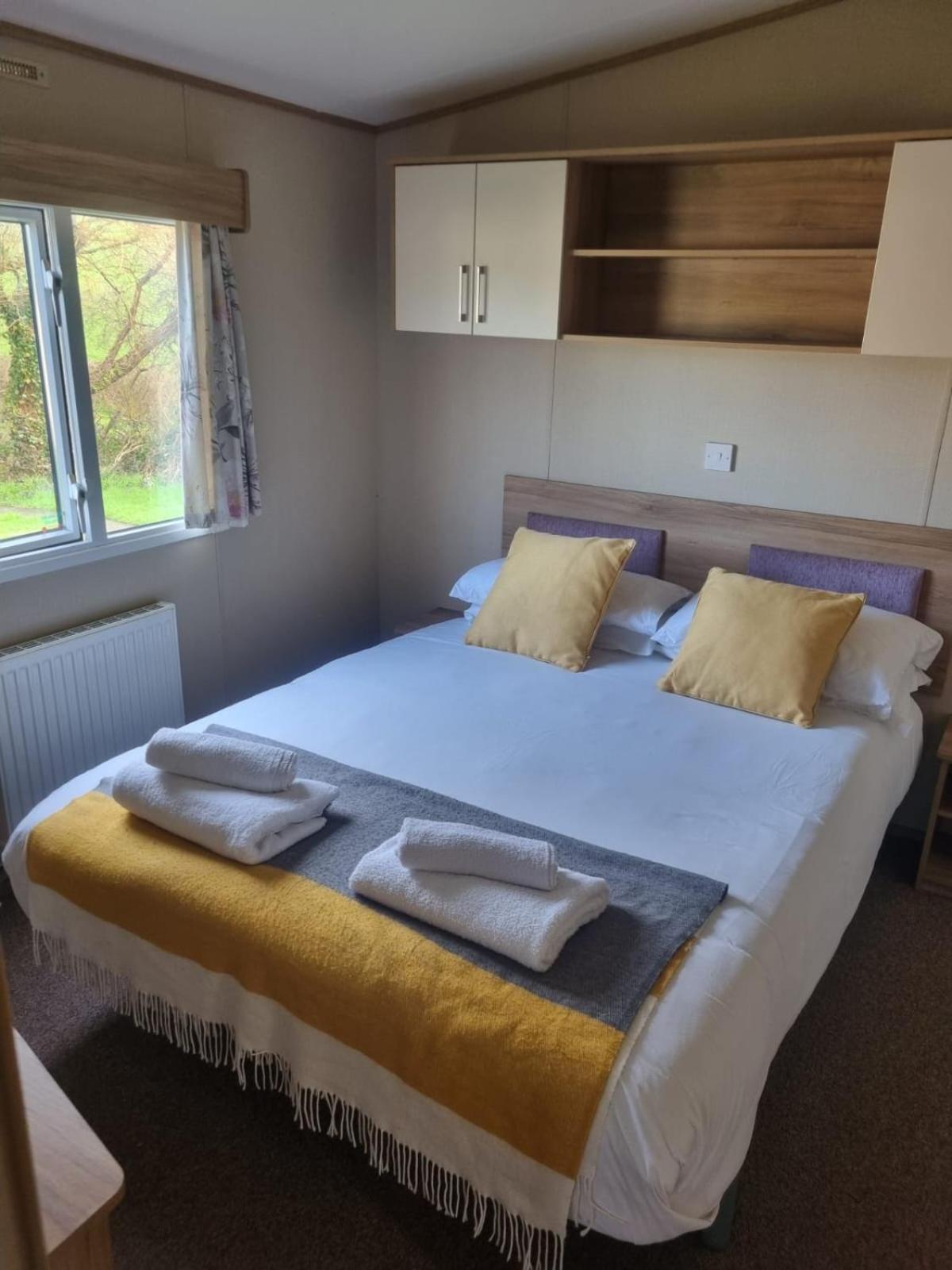 Newquay Bay Porth Caravan - 6 Berth Bagian luar foto