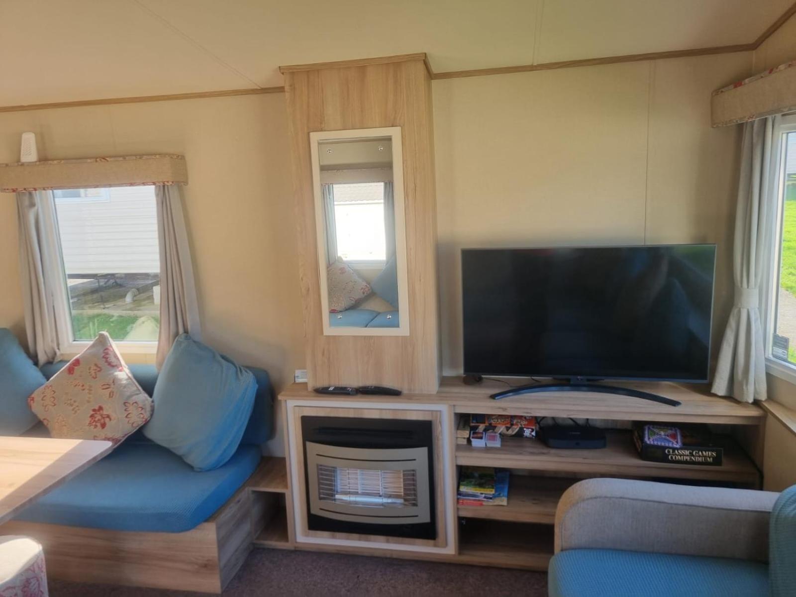 Newquay Bay Porth Caravan - 6 Berth Bagian luar foto