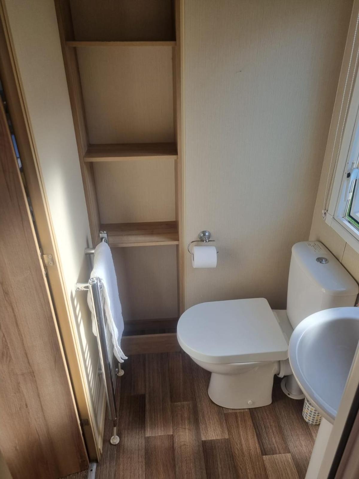 Newquay Bay Porth Caravan - 6 Berth Bagian luar foto